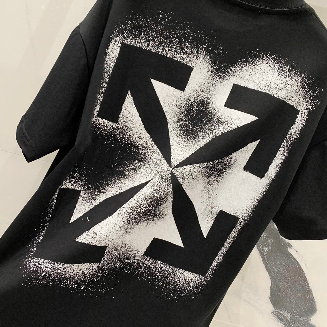 OFF-WHITE
Paint Arrow Slim Short Sleeve T-Shirt