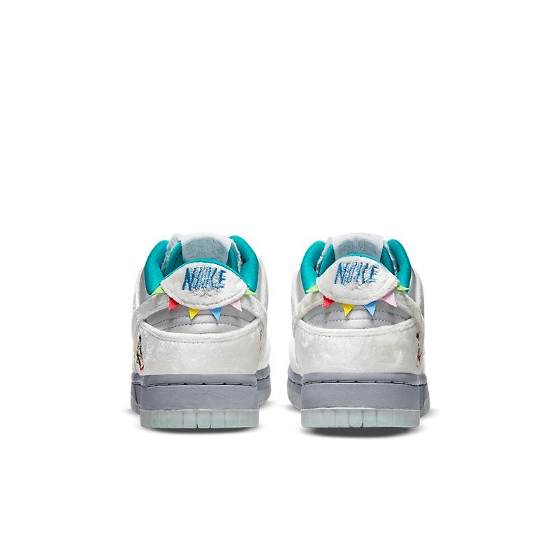 Nike Dunk Low – Frosted Velvet Winter Edition