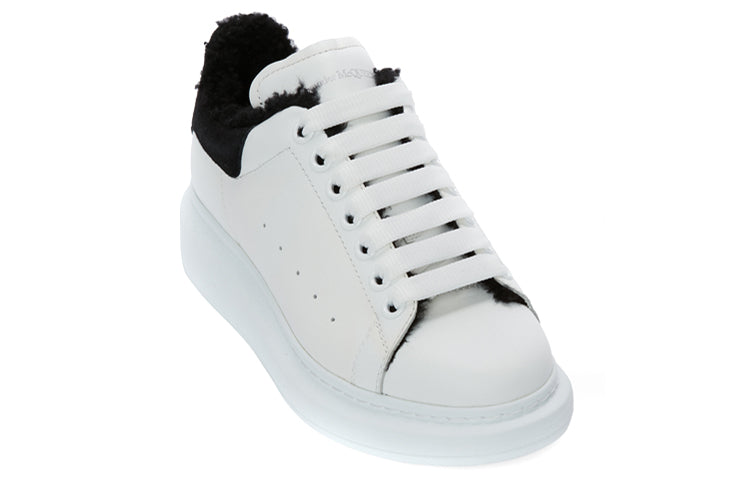 (WMNS) Alexander McQueen Oversized Sneaker 'White Black' 609650WIAFJ9061 #