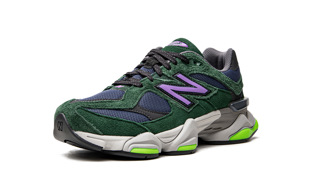 9060 "Nightwatch Green" U9060GRE
