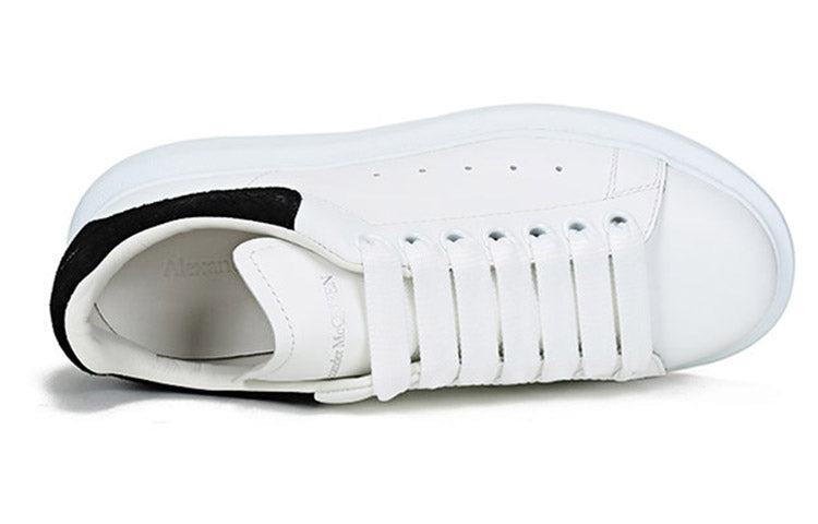 (WMNS) Alexander McQueen Oversized Sneaker 'White Black Suede' 650788WHZ4K9061 #