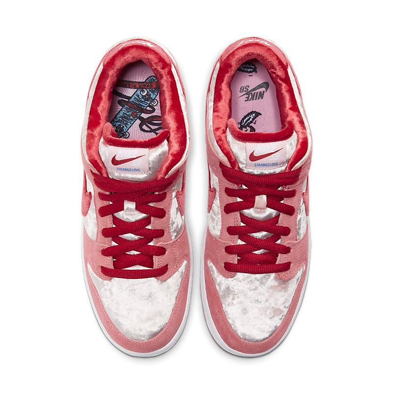 Nike Dunk Low – Velvet Rose Valentine’s Day Edition