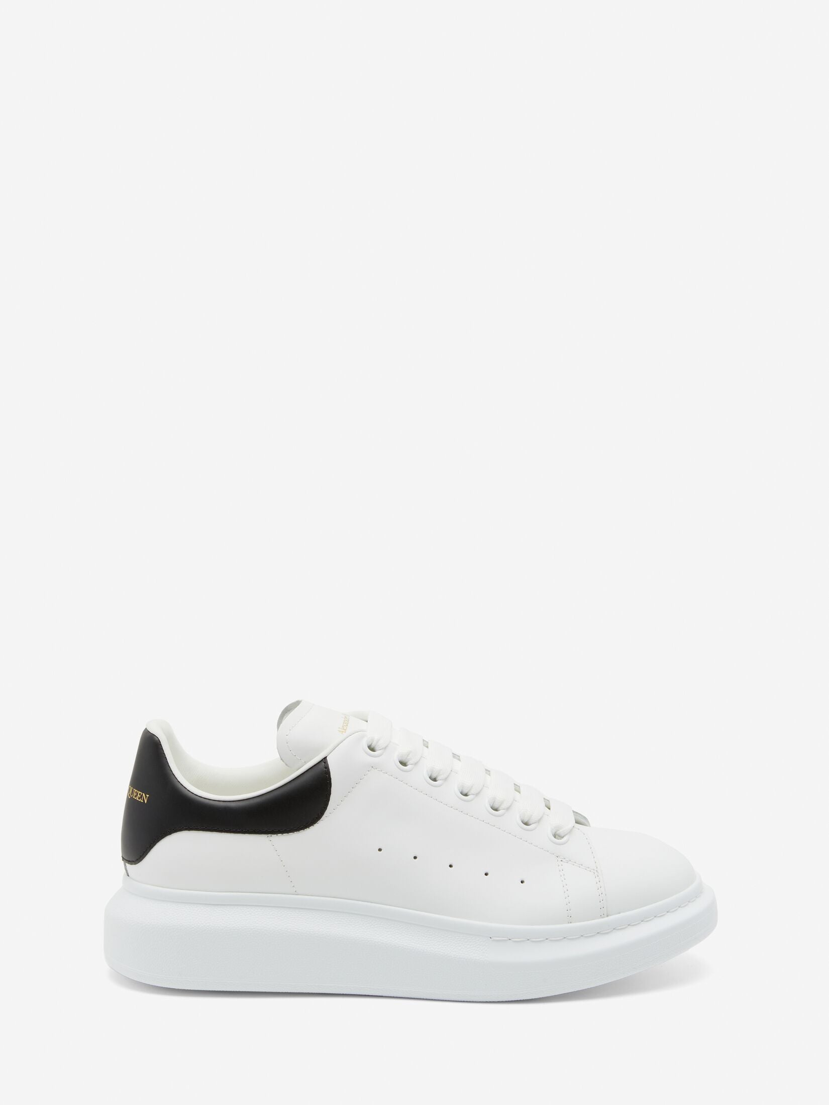 Men's Oversized Sneaker in White/black - SpinServe