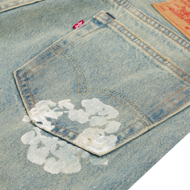 Dirty Wash Wreath 501 Light Wash