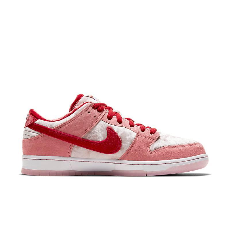 Nike Dunk Low – Velvet Rose Valentine’s Day Edition