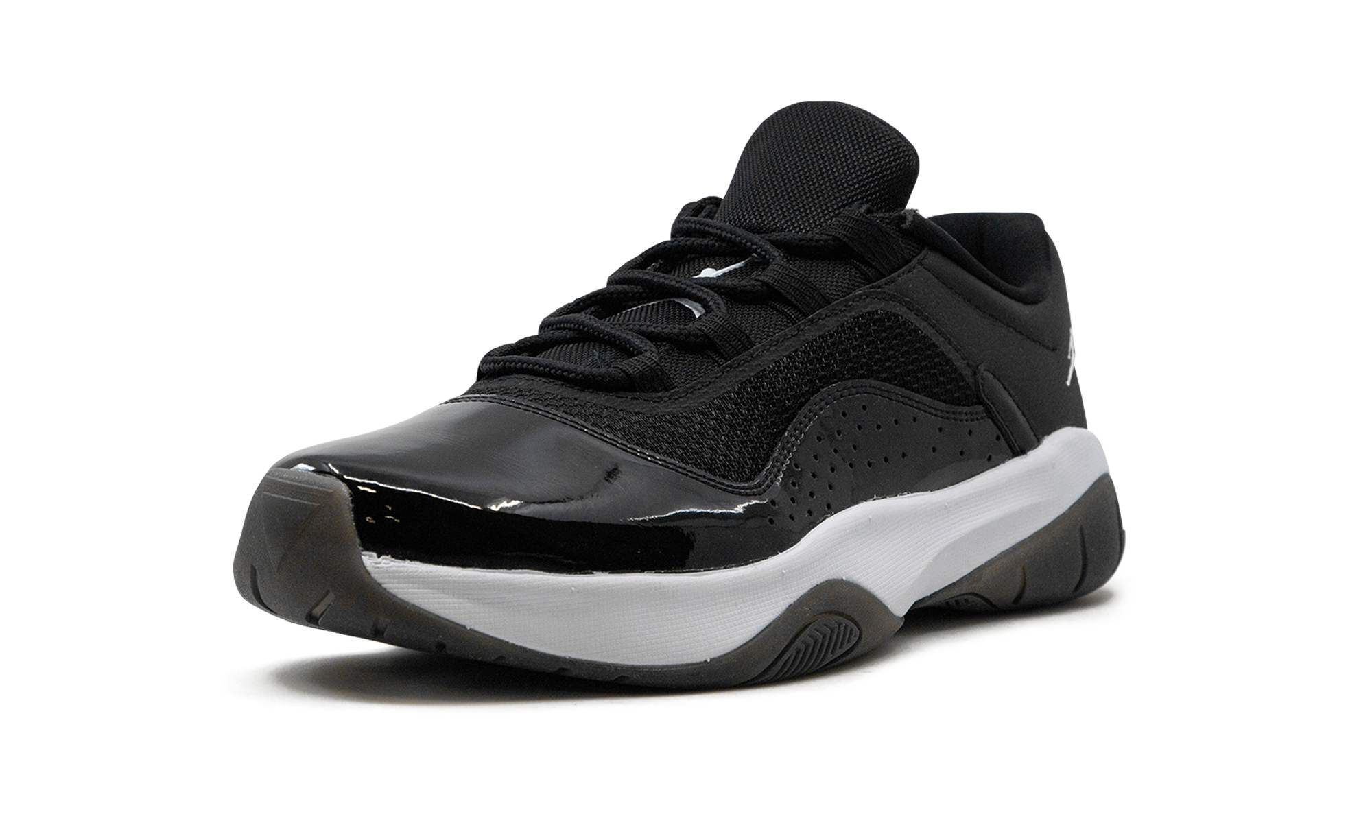 Air Jordan 11 CMFT Low "Black/White" FN6787 010