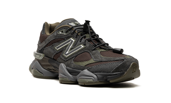 9060 "Blacktop/Dark Moss/Black" U9060PH