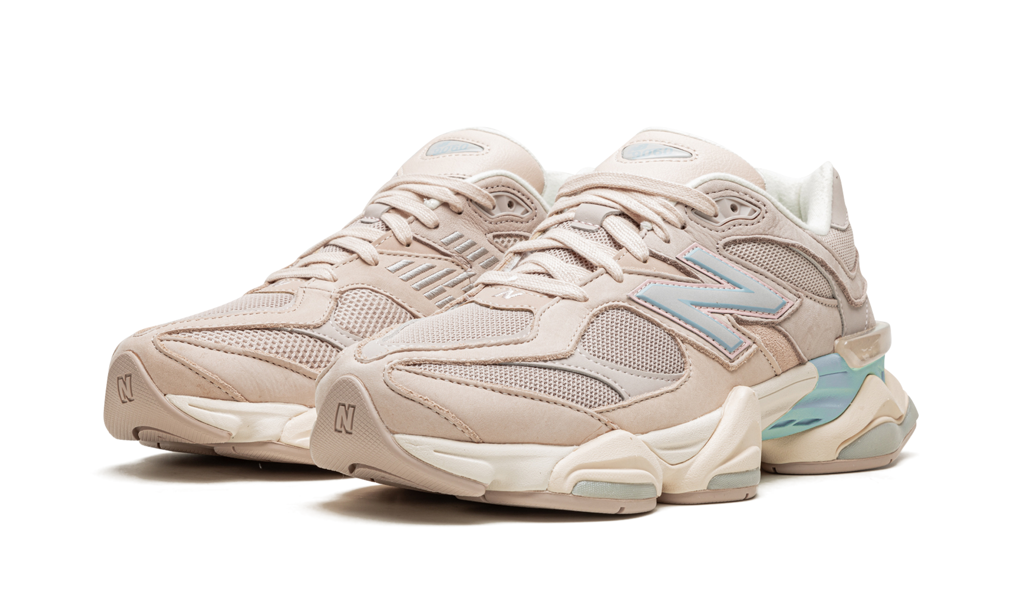 9060 "Ivory" U9060WCG