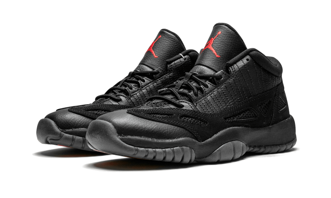 Air Jordan 11 Retro Low GS "Referee" 768873 003