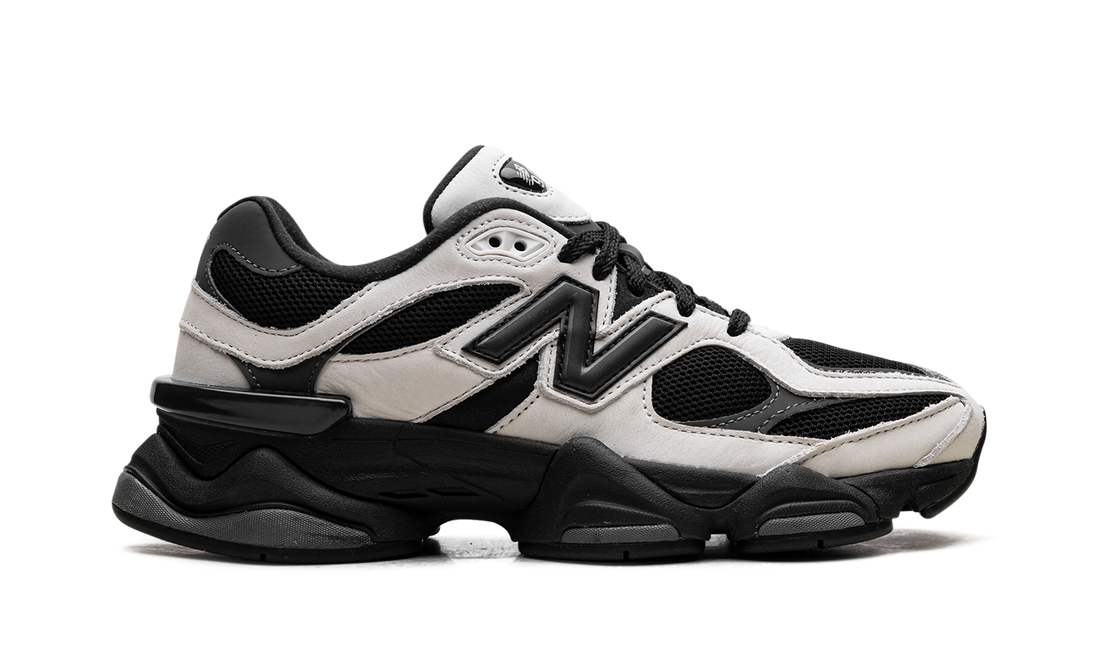 9060 "Off White Black" U9060ZBS