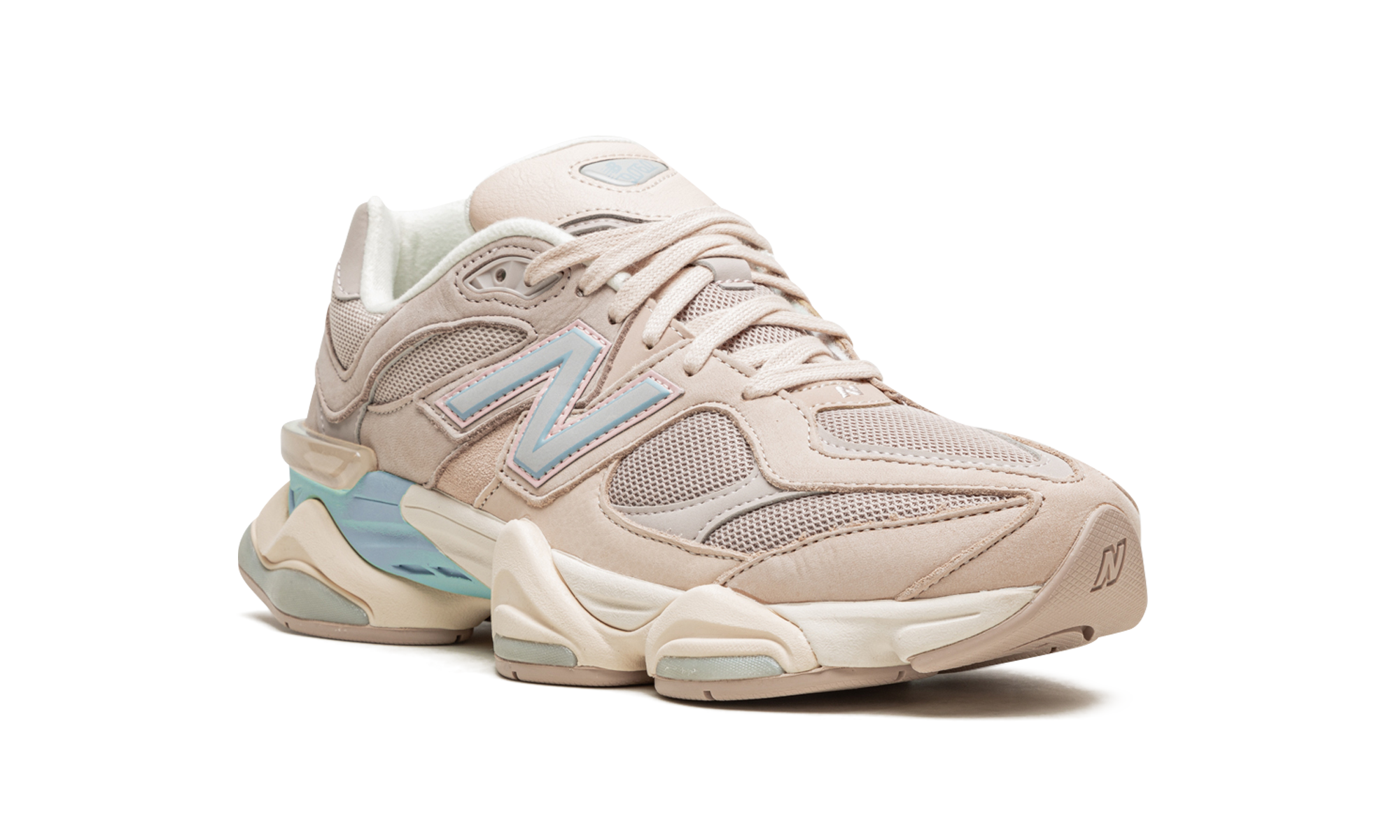 9060 "Ivory" U9060WCG