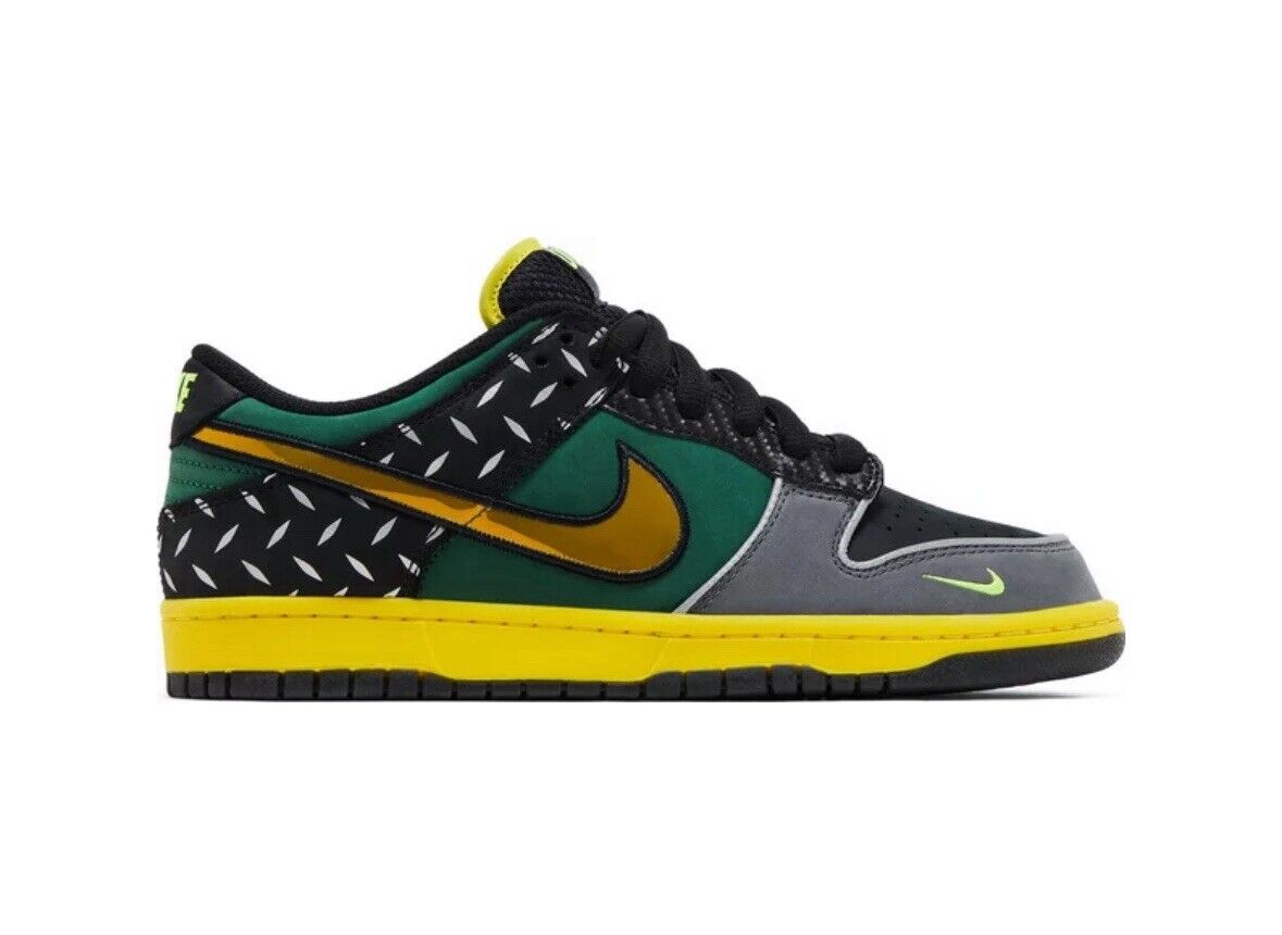 Nike Dunk Low – Oregon Multi-Panel “Game Day” Edition
