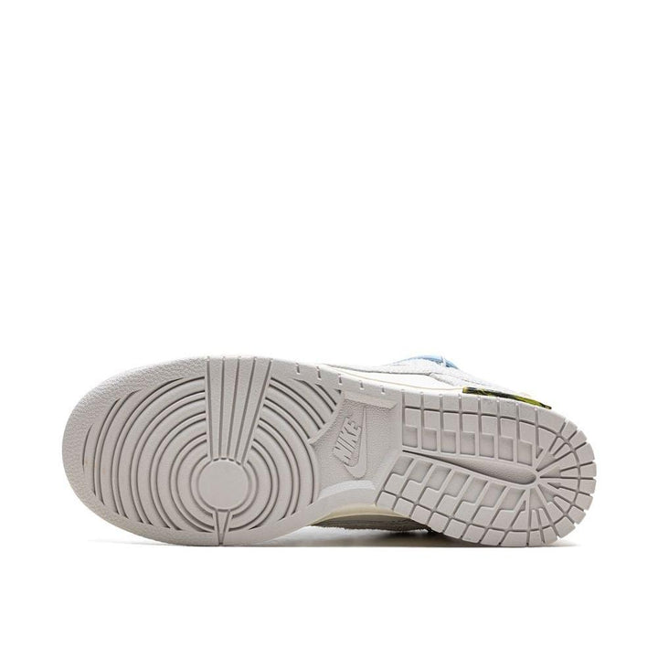 Nike Dunk Low – Green Accent Street Edition