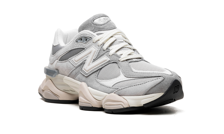 9060 "Slate Grey" U9060EEE