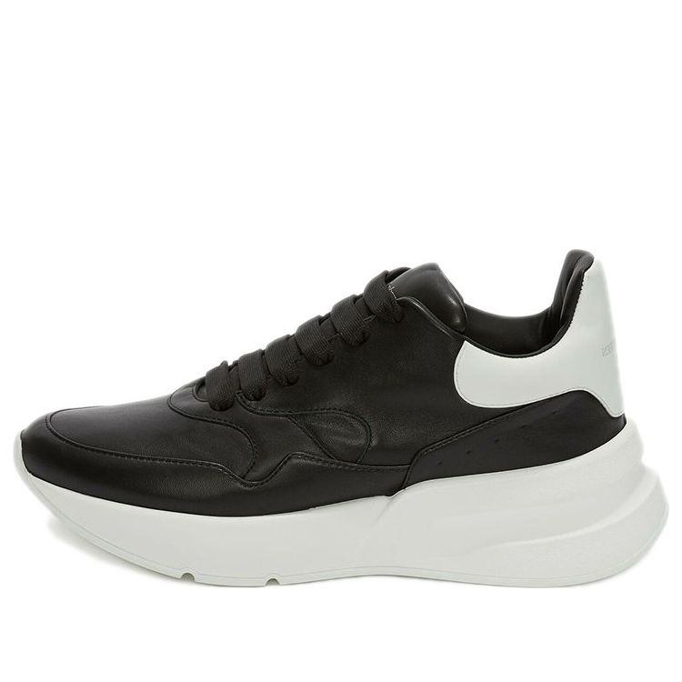 Alexander McQueen Oversized Runner 'Black White' 575425WHRU31070 #