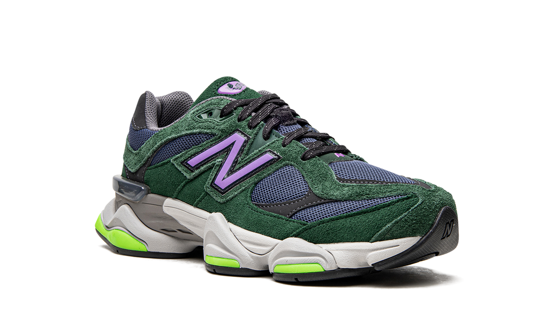 9060 "Nightwatch Green" U9060GRE
