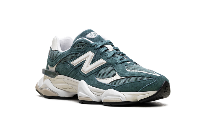 9060 "New Spruce Angora" U9060EEK